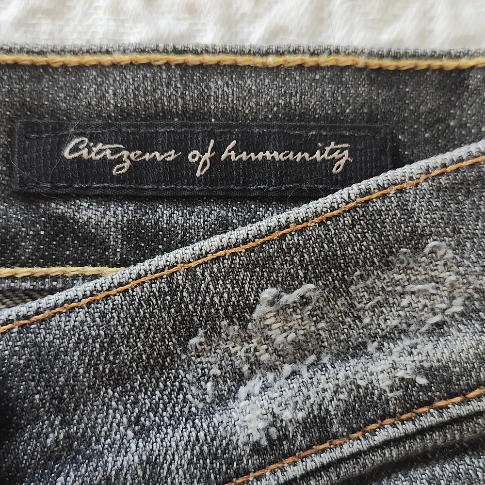 Citizens of Humanity Jean's Size 29 - Picture 4 of 16